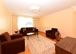 شقة مفروشة 3 + 1 بالقرب من البحر في منطقة أوبا