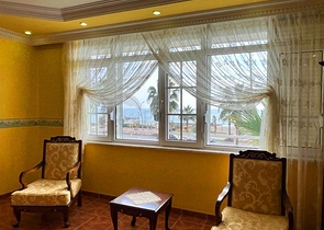 شقة مفروشة 3 + 1 بالقرب من البحر في منطقة أوبا