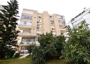 شقة مفروشة 3 + 1 بالقرب من البحر في منطقة أوبا