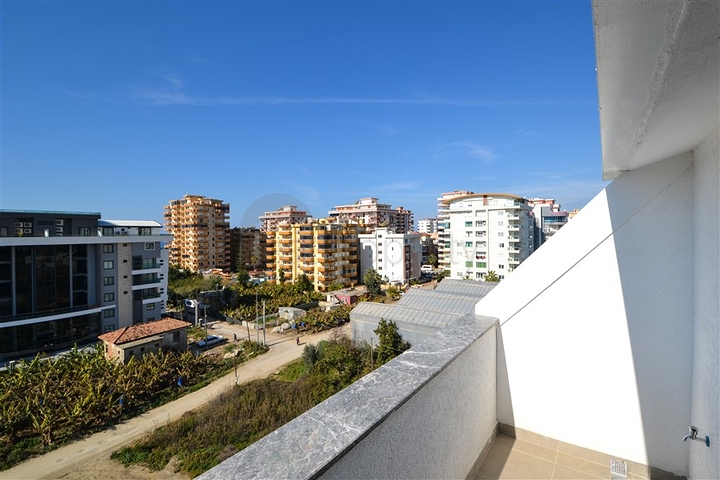 بنتهاوس 3+1 في مجمع سكني مع بنية تحتية في منطقة كارجيجاك