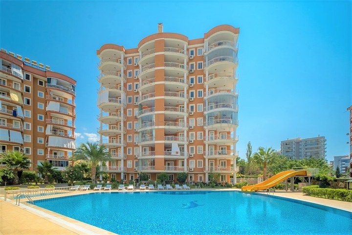 شقة فسيحة 2 + 1 في منطقة توسمور