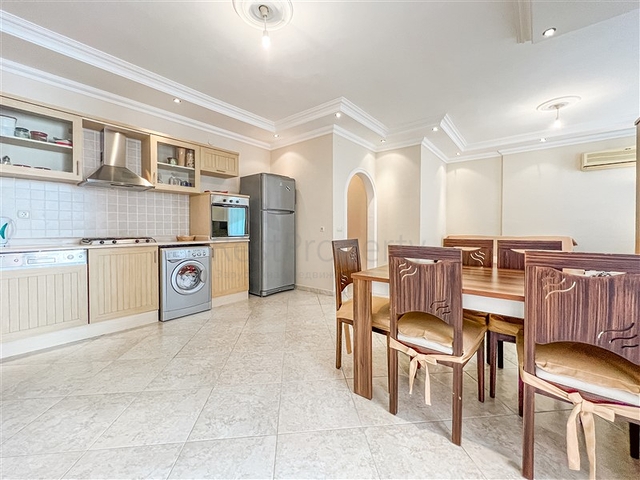 شقة فسيحة 2 + 1 في منطقة توسمور