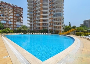 شقة فسيحة 2 + 1 في منطقة توسمور