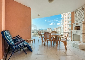 شقة فسيحة 2 + 1 في منطقة توسمور