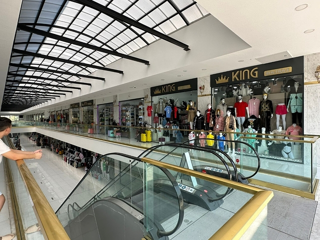 عرض عقارات تجارية في توركلر