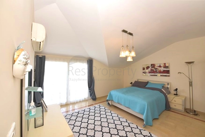 بنتهاوس مفروشة من غرفتي نوم في منطقة أوبا