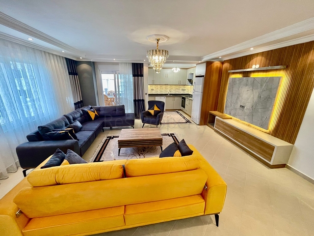 بنتهاوس واسع 3 + 1 في حي أفسالار