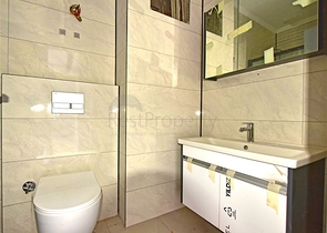 مجمع من نوع النادي قيد الإنشاء في منطقة أوبا