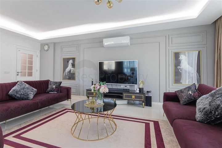 بنتهاوس واسع على ساحل البحر الأبيض المتوسط