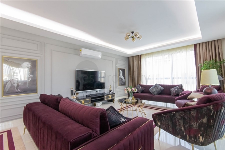 بنتهاوس واسع على ساحل البحر الأبيض المتوسط