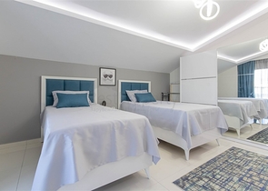 بنتهاوس واسع على ساحل البحر الأبيض المتوسط