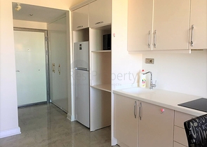 استديو ضمن مجمع سكني حديث على مسافة خطوات من شاطئ البحر 