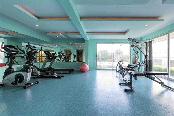 شقة 2+1 على بعد 50 متر من البحر في منطقة كستل 