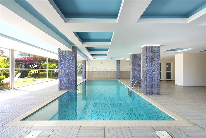 شقة 2+1 على بعد 50 متر من البحر في منطقة كستل 