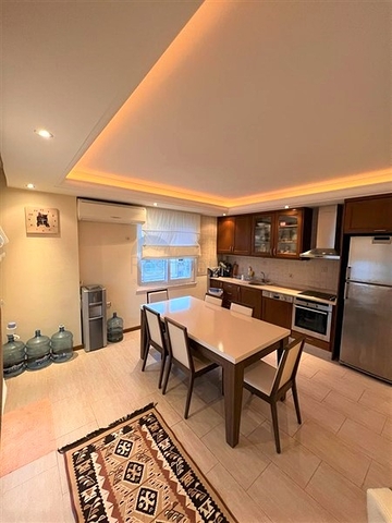 شقة 2 + 1 على الخط الأول في حي محمودلار