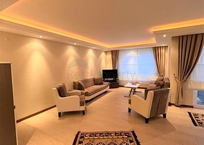 شقة 2 + 1 على الخط الأول في حي محمودلار