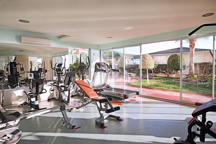 بنتهاوس 4+1 مطل على البحر في منطقة كوناكلي