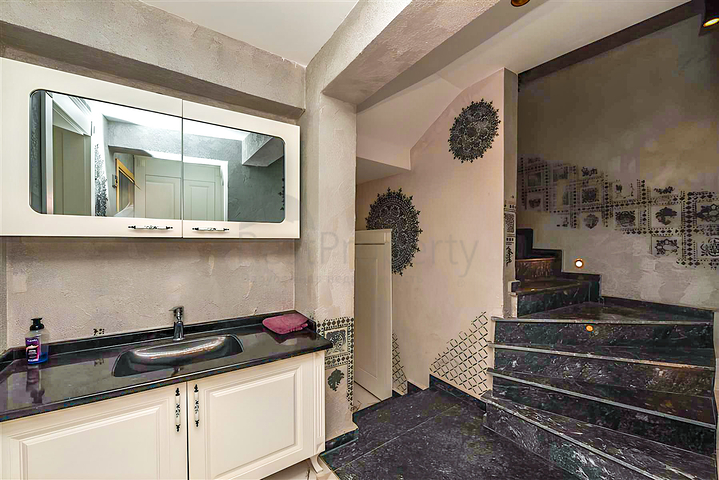 فيلا 3+1 للبيع في منطقة كارجيجاك