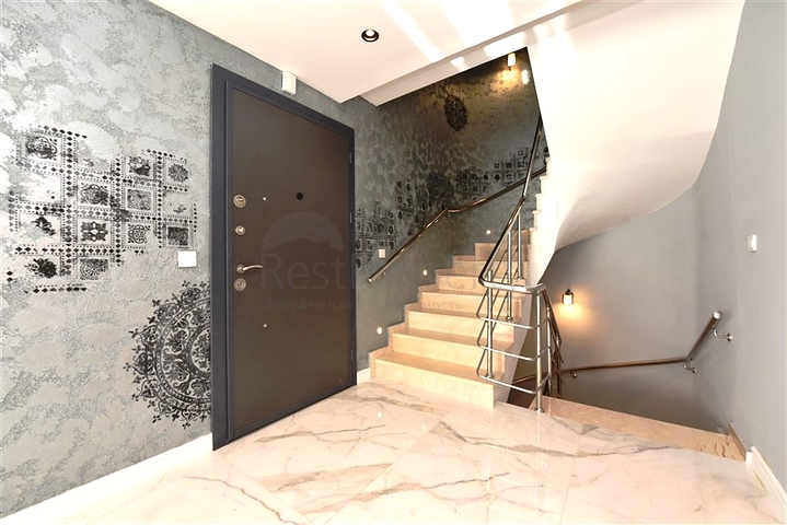 فيلا 3+1 في وسط ألانيا