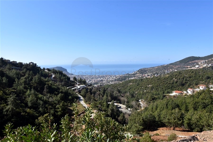 فيلا 3+1 في وسط ألانيا