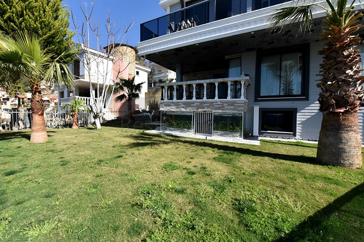 فيلا 3+1 في وسط ألانيا