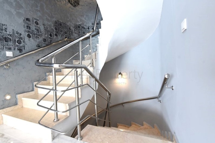 فيلا 3+1 في وسط ألانيا