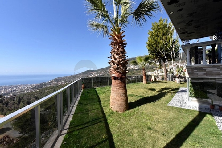 فيلا 3+1 في وسط ألانيا