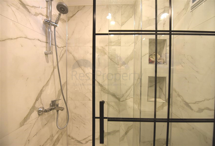 فيلا 3+1 في وسط ألانيا