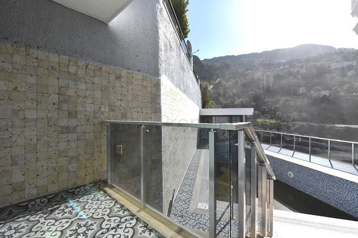 فيلا 3+1 في وسط ألانيا