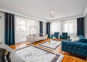 شقة من غرفتي نوم في أوبا بالقرب من البحر