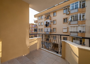 شقة فسيحة 2 + 1 في منطقة أوبا