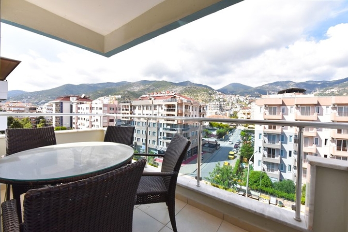 شقة 1+1 في حي كليوباترا