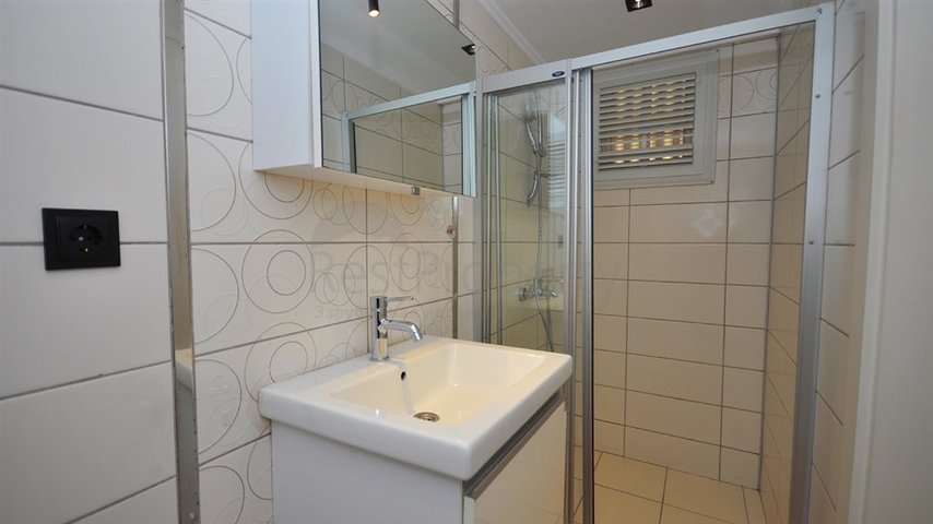 شقة مفروشة من غرفتي نوم في المركز السياحي في ألانيا