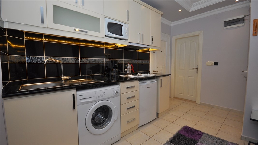  شقق 1+1 مع الحد الأدنى من البنية التحتية في وسط ألانيا