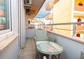  شقق 1+1 مع الحد الأدنى من البنية التحتية في وسط ألانيا