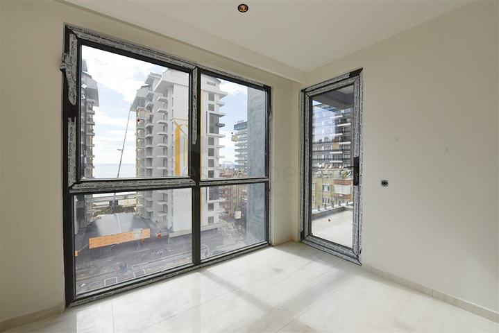 شقة 1+1 على الساحل الأول في محمودلار