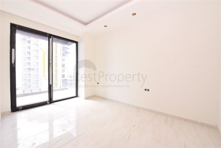 شقة 1+1 على الساحل الأول في محمودلار