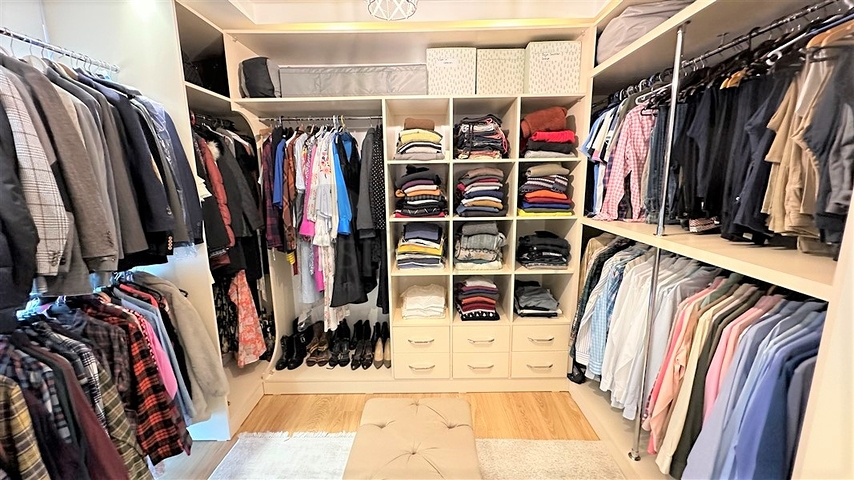 شقة فسيحة مع تجديد مصمم