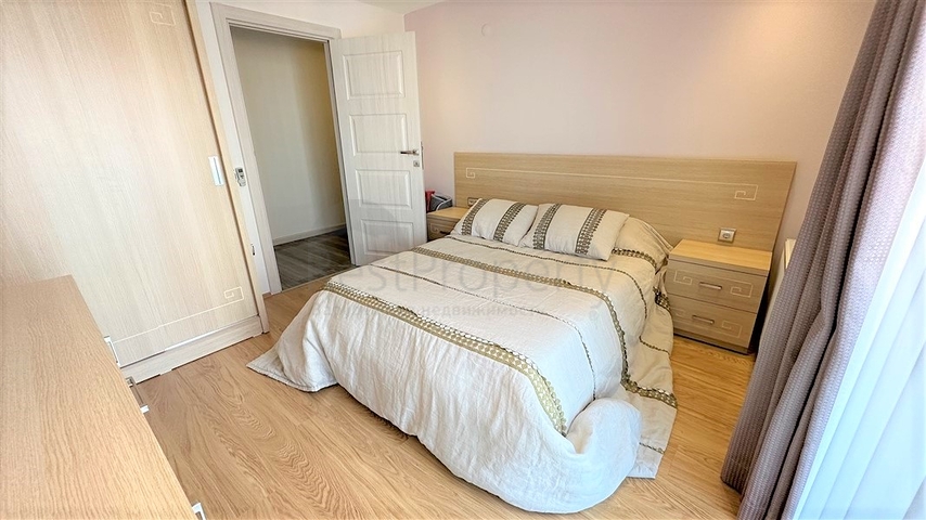 شقة فسيحة مع تجديد مصمم