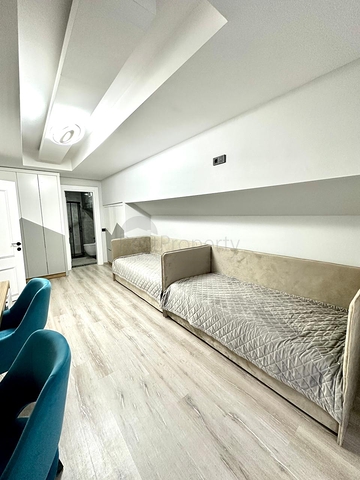 بنتهاوس واسع 3 + 1 في منطقة أوبا