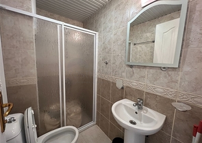 شقة 2 + 1 500 متر من البحر في منطقة أوبا