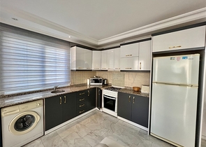 شقة 2 + 1 500 متر من البحر في منطقة أوبا