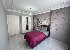 شقة 2 + 1 500 متر من البحر في منطقة أوبا