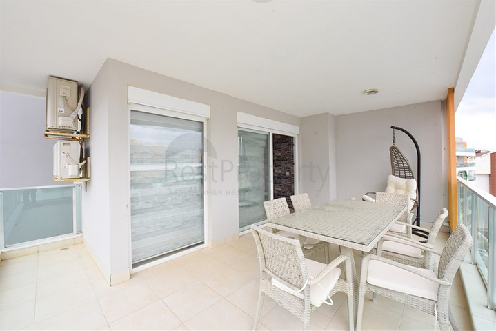 شقة فسيحة 4 + 1 في حي أفسالار