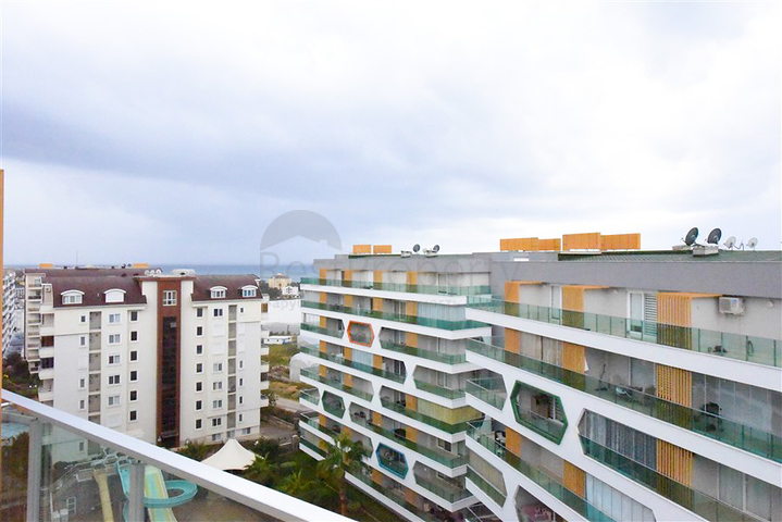 شقة فسيحة 4 + 1 في حي أفسالار