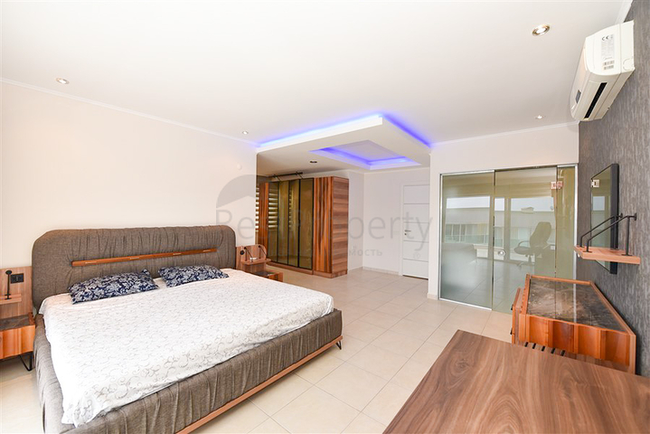 شقة فسيحة 4 + 1 في حي أفسالار