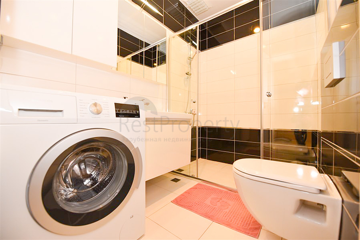 شقة فسيحة 4 + 1 في حي أفسالار