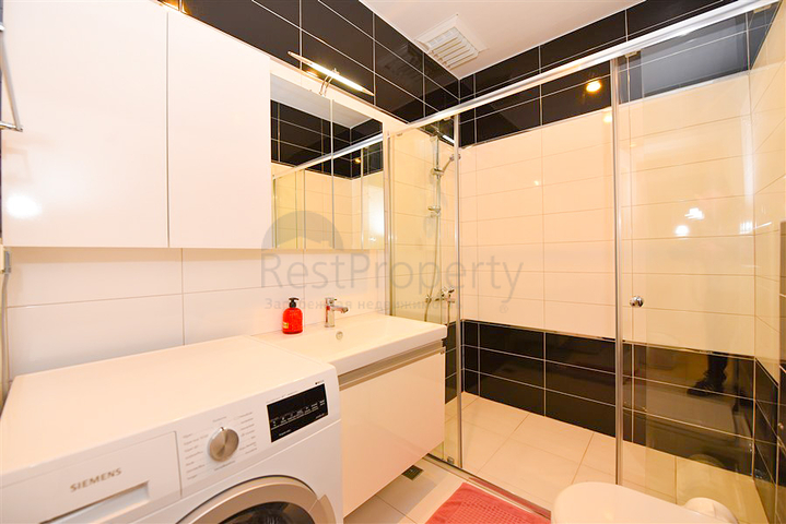 شقة فسيحة 4 + 1 في حي أفسالار