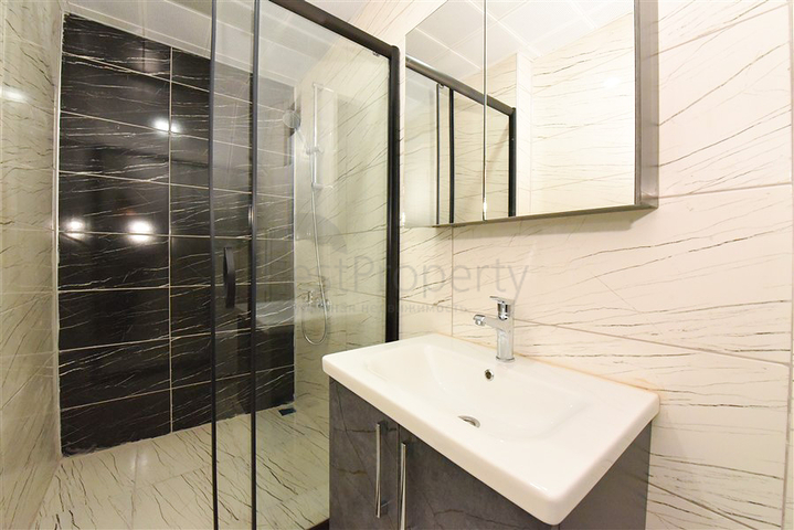 بنتهاوس واسع 4 + 1 في سيكجيلي