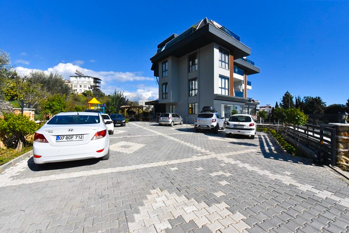 بنتهاوس واسع 4 + 1 في سيكجيلي